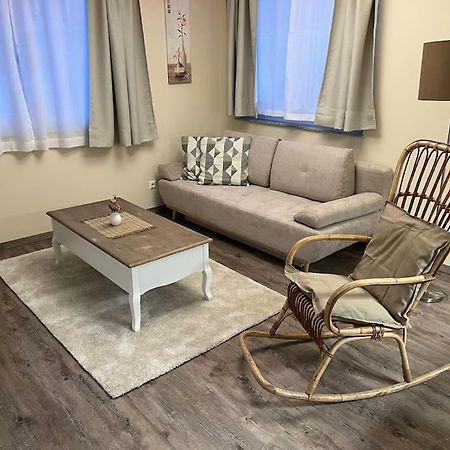 Gemuetliche Wohnung In Velden! Velden am Woerthersee Ngoại thất bức ảnh